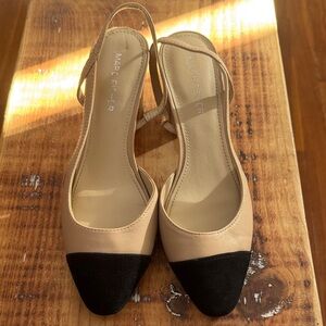 Marc Fisher Laynie Heel